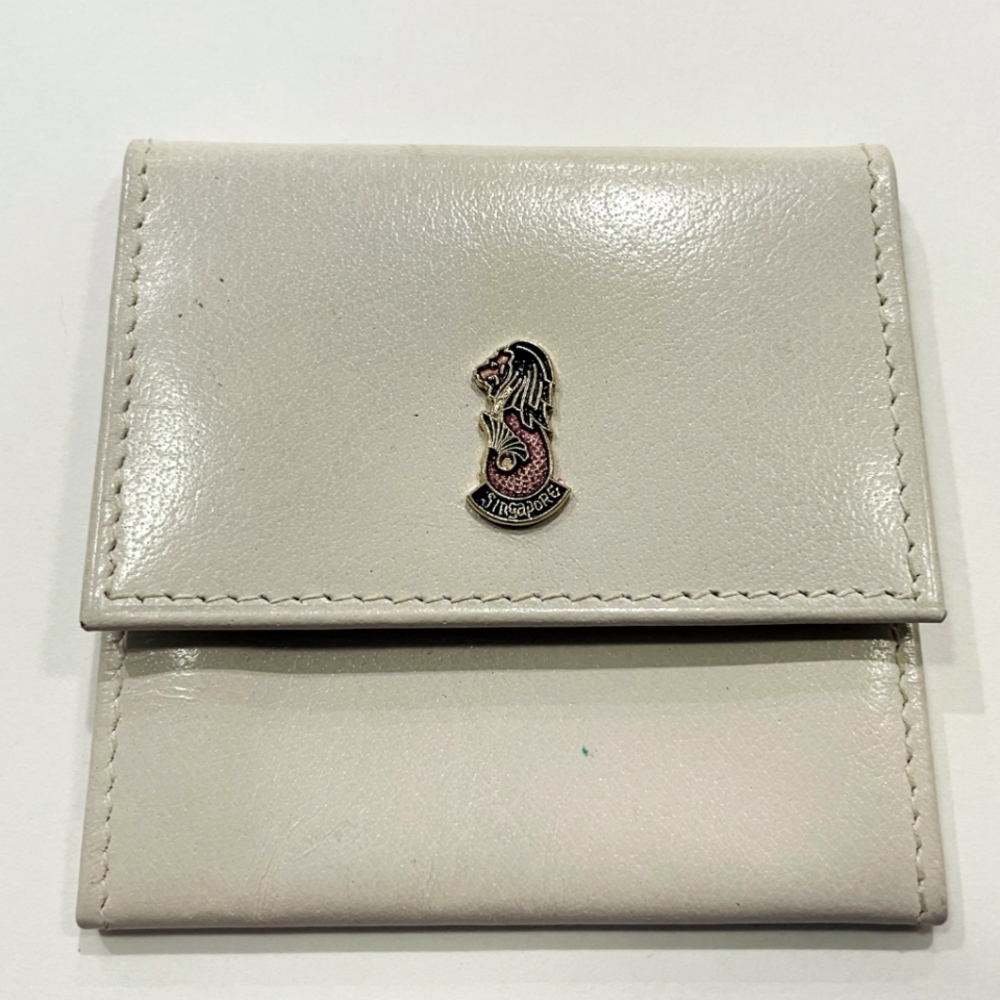 White Leather Coin Purse Made in Italy by Singapore Lion Logo Design Red Button